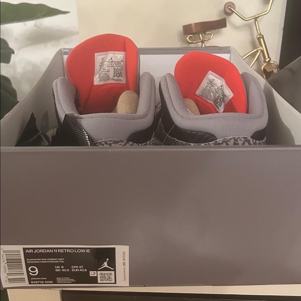 Jordan Black and Red Sneakers, send offers - Picture 4 of 9
